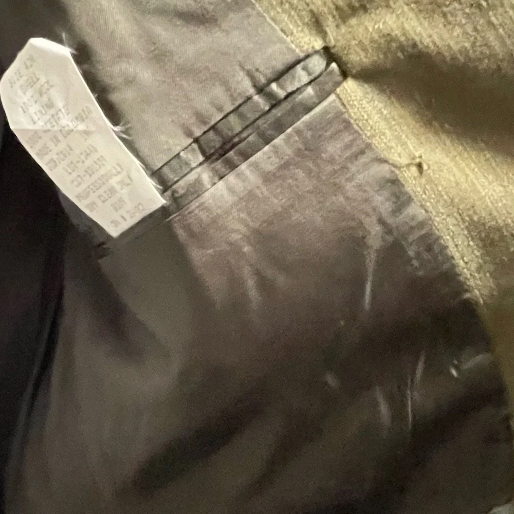 🤎🤍Daniel Hechter Paris 100% wool Olive Men's Blazer size 42R. GORGEOUS QUALITY